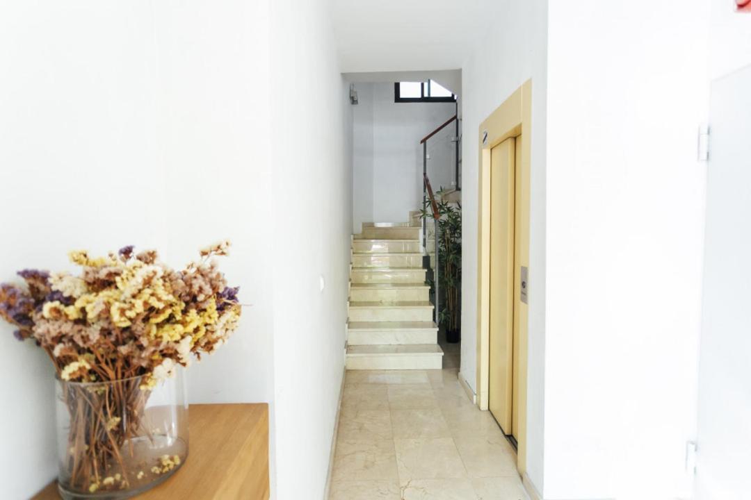 Minty Stay 3Bd Apartment - Triana Siviglia Esterno foto