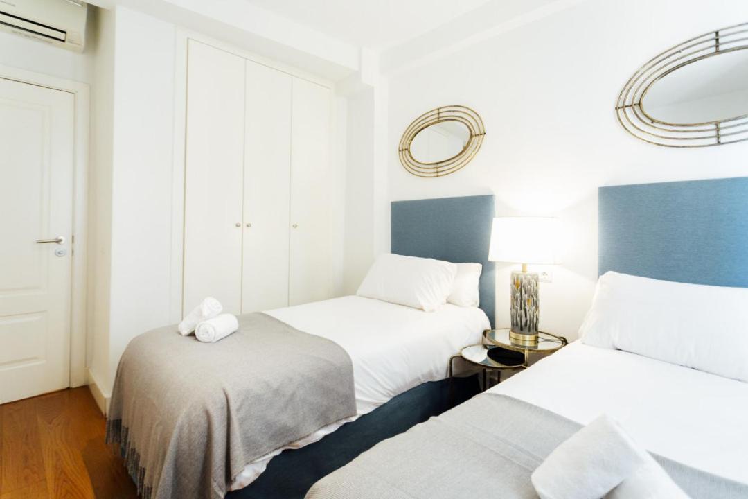 Minty Stay 3Bd Apartment - Triana Siviglia Esterno foto