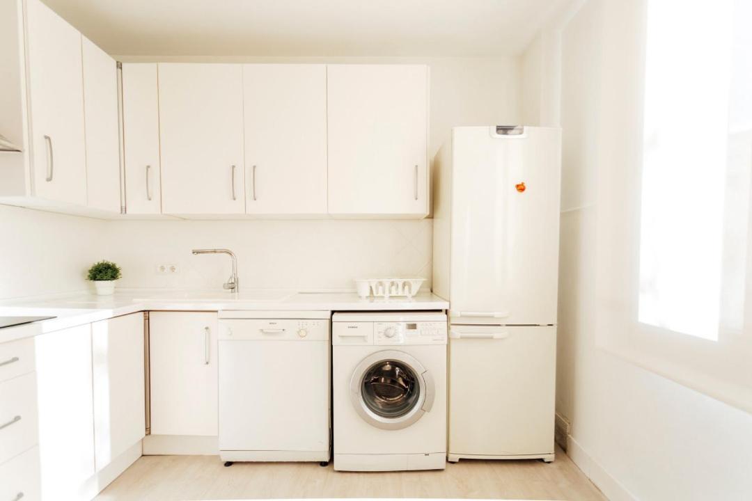 Minty Stay 3Bd Apartment - Triana Siviglia Esterno foto