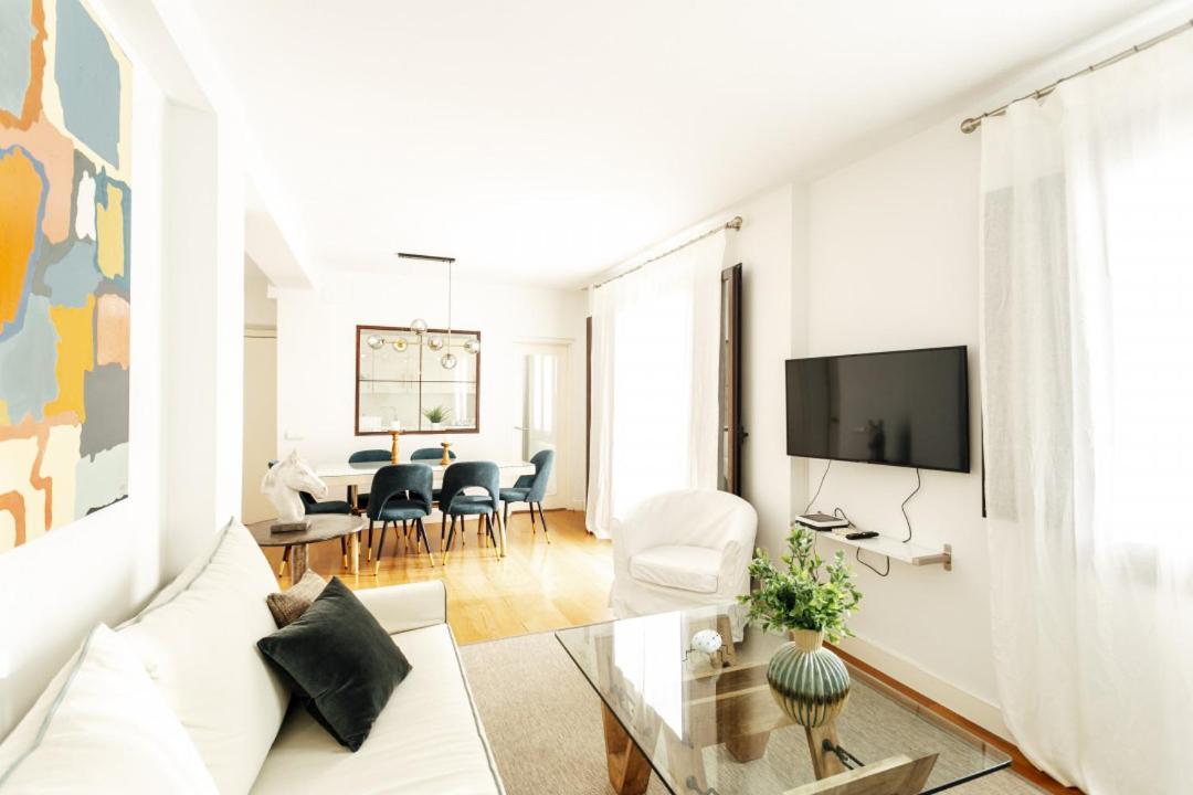 Minty Stay 3Bd Apartment - Triana Siviglia Esterno foto